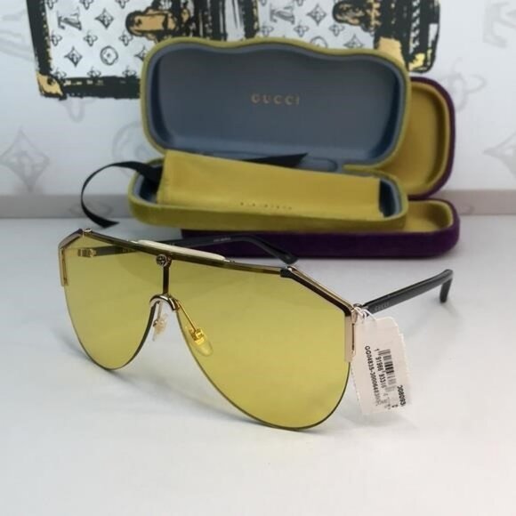 100%- New Authentic GUCCI GG0584s 004 140’ Aviator Shield Sunglasses - Picture 7 of 13